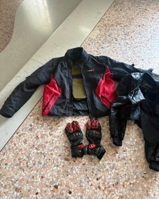 Giubotto moto e guanti