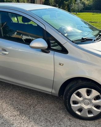 Opel Corsa 1.3 75CV 5p - Neopatentati