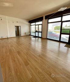 Locale a destinazione commerciale