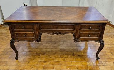 Scrivania Noce nazionale