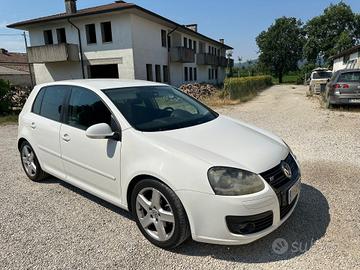 Volkswagen Golf 2.0 TDI GT Sport -FULL OPT.-