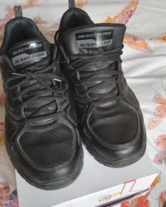 skechers Memory foam 