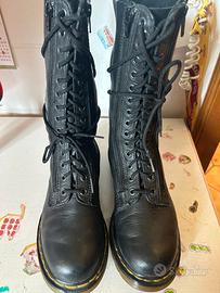 Dr. Martens 38 vintage