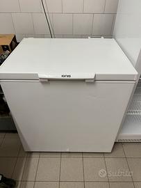 Congelatore a Pozzetto semi nuovo