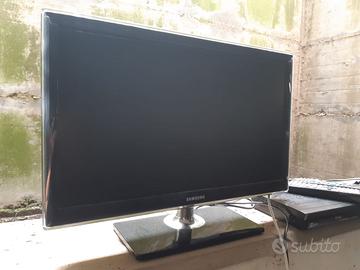 TV Samsung 22” + decoder digitale terrestre
