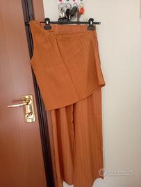 Completo pantaloni + monospalla nuovo