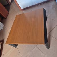 Tavolino legno  € 20,00