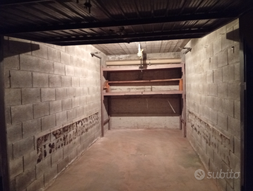 Box a Novara in v. Righi