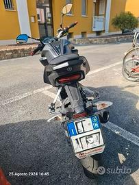 Yamaha MT-125 grey matt