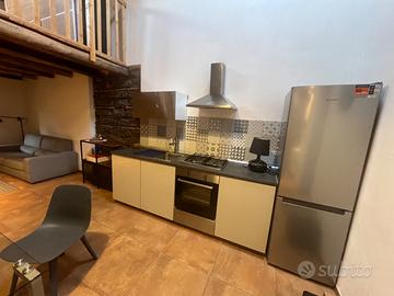 Loft/ casetta indipendente mascalucia centro