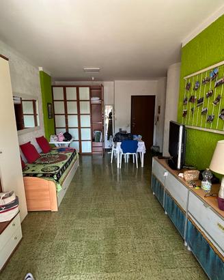Cerenova Marina di Cerveteri casa con giardino