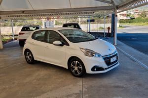 Peugeot 208 PureTech 82cv 5 porte Allure