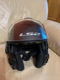 Casco e giubbino moto