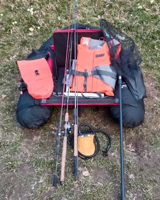 Bellyboat+canne da pesca+ Guadino e accessori