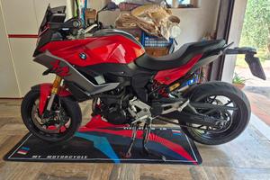 BMW F 900 XR