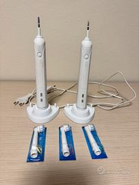 Coppia spazzolini elettrici Oral-B Braun + basi
