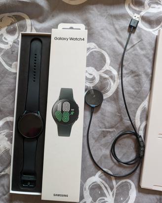 Samsung Galaxy Watch 4