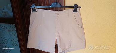pantaloni corti M