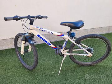 Mountain bike Scout 24" bianca per bimbo/a