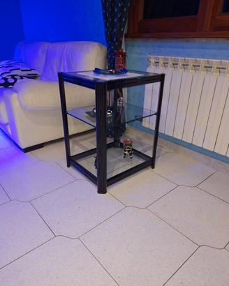 Mobiletto laccato nero e vetro