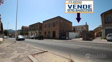 VIALE TRENTO: grande CASA INDIPENDENTE con cortile