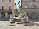viterbo-piazza-delle-erbe