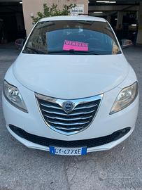 LANCIA Y Benzina/Metano QUALUNQUE  PROVA!