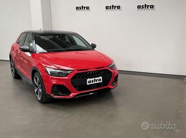 Audi A1 citycarver 35 TFSI Identity Contrast