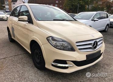 Ricambi Mercedes classe b 2016 1.5 D