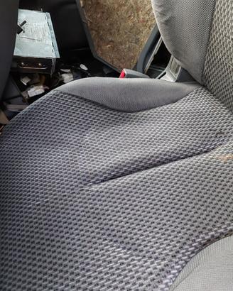 Sedile anteriore sx MITSUBISHI PAJERO del 2000