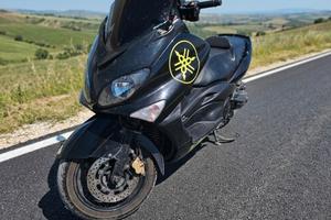T MAX