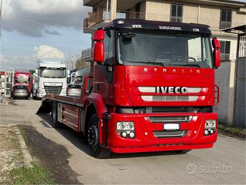 Stralis 310 e5 2 assi pianale con rampe mt 7.16