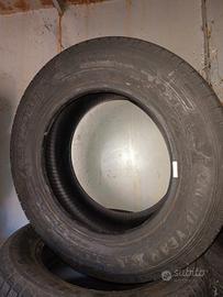Goodyear 215/65R16C 106-104H Nuovi