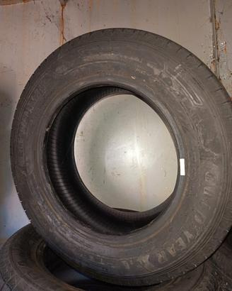 Goodyear 215/65R16C 106-104H Nuovi
