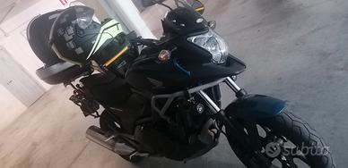  moto con sella morbida 