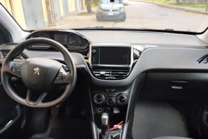 Peugeot 208 (Leggere Descrizione)