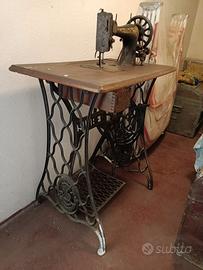 Macchina da cucire marca Singer - Inizio 1900