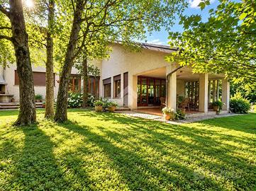 VILLA SINGOLA A SELVAZZANO DENTRO