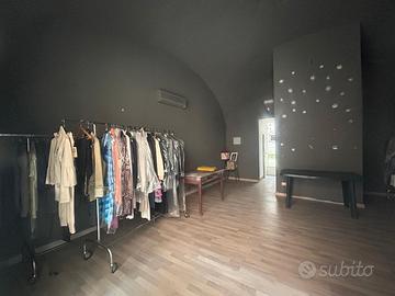 Locale commerciale 35 mq - zona centrale