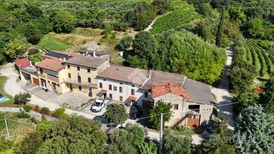 CASA DI CORTE A TREGNAGO