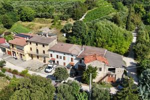 CASA DI CORTE A TREGNAGO