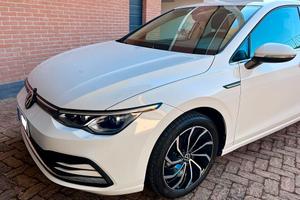 Volkswagen Golf 1.5 etsi evo 150cv DSG