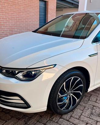 Volkswagen Golf 1.5 etsi evo 150cv DSG