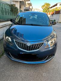 Lancia Ypsilon Y 1.0 hibrid