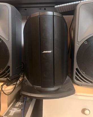 Cassa portatile Bose L1 Compact Power Stand.