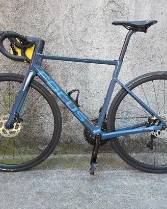Focus Izalco Max 8.7 - Carbonio - Shimano 105 11v 