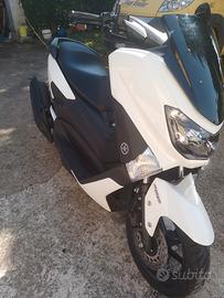 scooter Nmax 125 pochissimi KM
