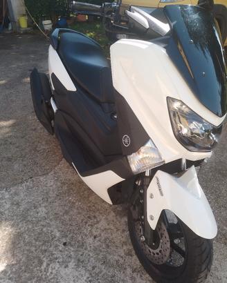 scooter Nmax 125 pochissimi KM