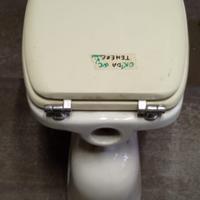 WC in ceramica