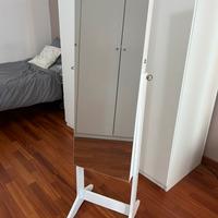 Specchio contenitore